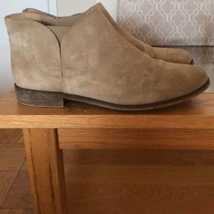 Tan Suede Booties Sz 8